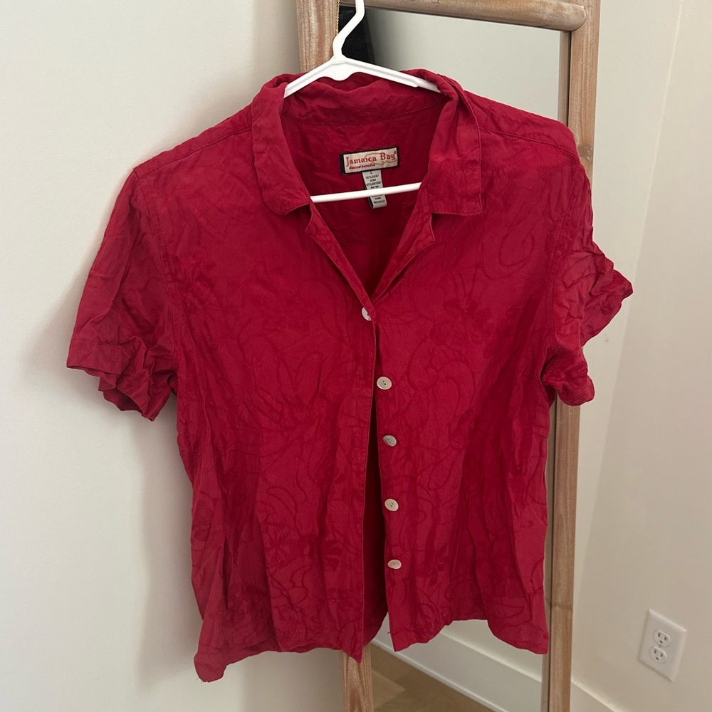 Jamaica Bay 55% silk Red Short-Sleeve Button Front Top